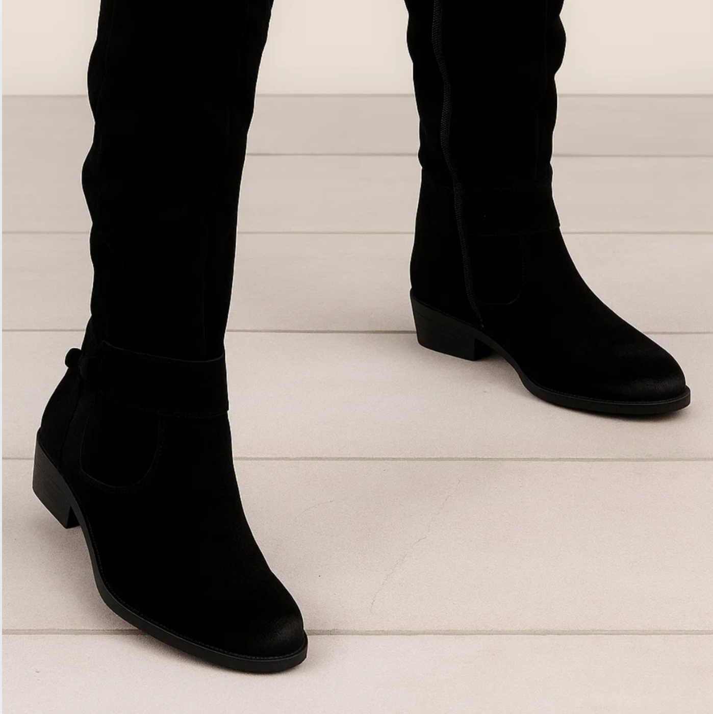 Dani – Eleganta skor