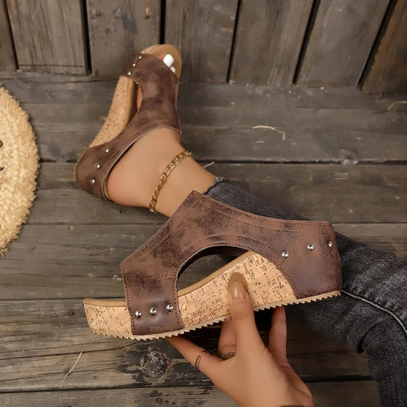 Svala™ | Sandaler med Kilklack